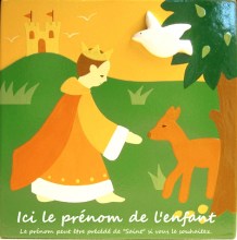 saint patron garçon : roi ou prince dans un jardin en compagnie d'une biche et d'une colombe
